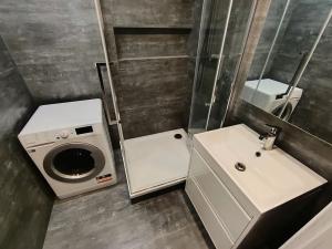 Prodej bytu 3+1, Praha - Holešovice, Umělecká, 117 m2