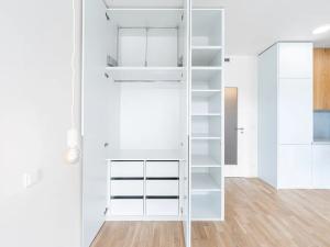 Pronájem bytu 1+kk, Praha - Vysočany, Fafkových, 39 m2