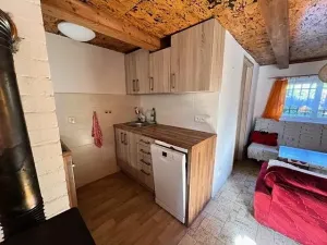 Prodej chaty, Černolice, V Dolečku, 85 m2