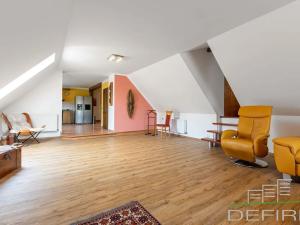 Prodej vícegeneračního domu, Praha - Újezd nad Lesy, Starokolínská, 510 m2