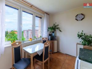 Prodej bytu 2+1, Podbořany, Sídliště Míru, 65 m2