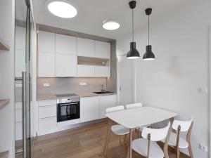 Pronájem bytu 2+kk, Praha - Dejvice, Zemědělská, 50 m2