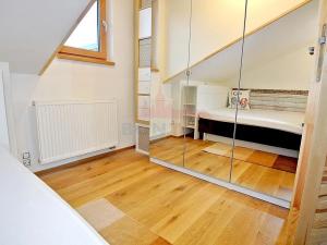 Pronájem bytu 2+1, Praha - Šeberov, Musilova, 56 m2