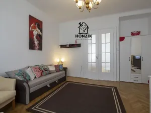 Pronájem bytu 2+1, Praha - Nové Město, Biskupská, 64 m2