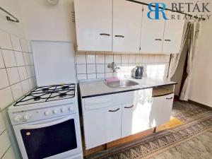 Prodej bytu 2+1, Přerov, nám. Fr. Rasche, 52 m2