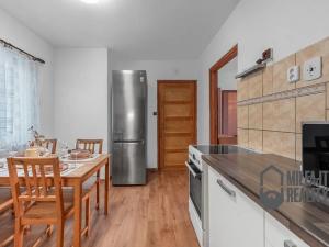 Prodej bytu 3+1, Desná, Finská, 59 m2