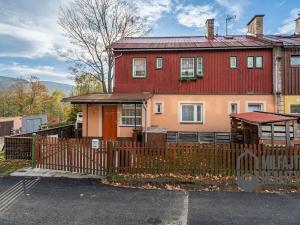 Prodej bytu 3+1, Desná, Finská, 59 m2