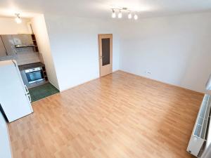 Pronájem bytu 1+kk, Praha - Stodůlky, Přeučilova, 35 m2