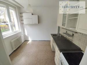 Prodej bytu 3+1, Praha - Hlubočepy, Lamačova, 77 m2