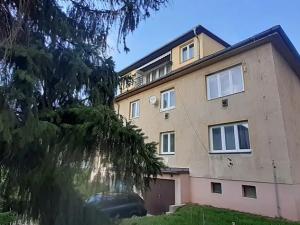 Pronájem bytu 3+1, Benešov, 69 m2