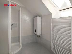 Pronájem bytu 1+1, Vrbová Lhota, Poděbradská, 34 m2