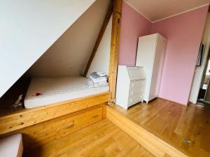 Pronájem bytu 3+kk, Praha - Radlice, 95 m2