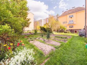 Prodej bytu 2+kk, Karlovy Vary - Drahovice, Boženy Němcové, 37 m2
