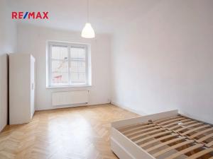 Pronájem bytu 2+kk, Praha - Holešovice, U průhonu, 49 m2