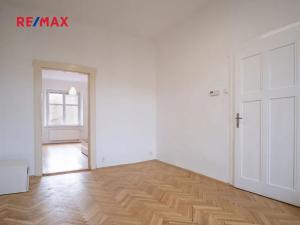 Pronájem bytu 2+kk, Praha - Holešovice, U průhonu, 49 m2