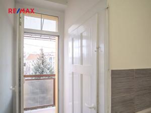 Pronájem bytu 2+kk, Praha - Holešovice, U průhonu, 49 m2
