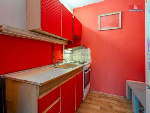 Prodej bytu 1+kk, Jesenice, V Lázních, 33 m2