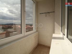 Pronájem bytu 3+1, Ostrov, Májová, 70 m2