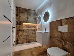 Pronájem bytu 2+1, Praha - Holešovice, Malá Plynární, 57 m2