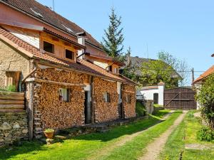 Prodej rodinného domu, Drahňovice, 569 m2