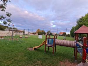 Prodej činžovního domu, Vyšehořovice, 84 m2