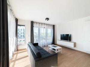 Pronájem bytu 2+kk, Praha - Hloubětín, Poděbradská, 62 m2