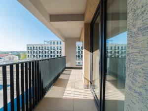 Pronájem bytu 2+kk, Praha - Hloubětín, Poděbradská, 62 m2