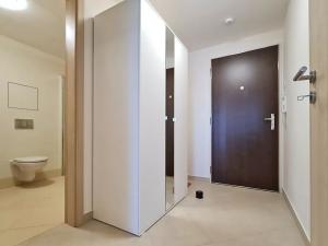Pronájem bytu 2+kk, Praha - Třebonice, Do zahrádek I, 55 m2