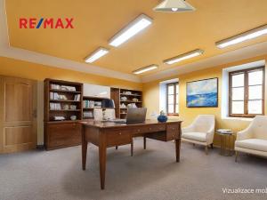 Pronájem kanceláře, Šumperk, nám. Míru, 200 m2