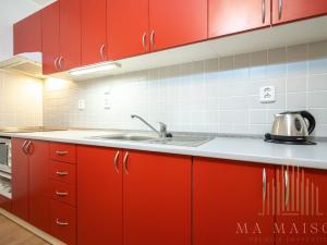 Pronájem bytu 1+kk, Praha - Stodůlky, Sluneční náměstí, 28 m2