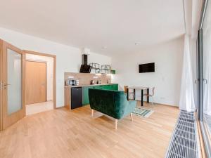 Pronájem bytu 1+kk, Praha - Holešovice, U průhonu, 35 m2