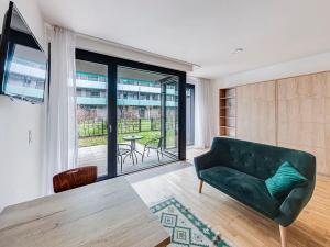 Pronájem bytu 1+kk, Praha - Holešovice, U průhonu, 35 m2