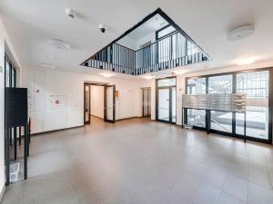 Pronájem bytu 1+kk, Praha - Holešovice, U průhonu, 35 m2