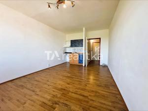 Pronájem bytu 1+kk, Ostrava, Výškovická, 32 m2
