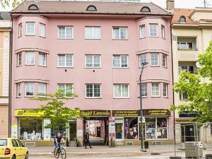 Pronájem kanceláře, České Budějovice, Lannova tř., 67 m2
