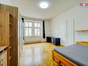 Pronájem bytu 2+kk, Plzeň - Jižní Předměstí, Klatovská třída, 57 m2