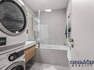 Prodej bytu 3+kk, Praha - Kobylisy, Bojasova, 73 m2