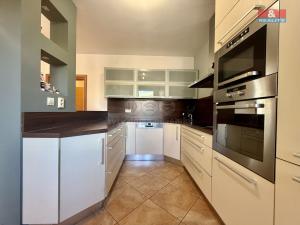 Prodej rodinného domu, Hrušovany u Brna, Tyršova, 178 m2