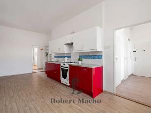 Pronájem bytu 2+kk, Praha - Vršovice, Rybalkova, 50 m2