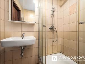 Prodej bytu 3+1, Praha - Chodov, Zdiměřická, 71 m2