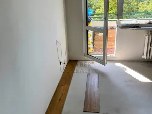 Prodej bytu 2+kk, Praha - Prosek, Prosecká, 34 m2