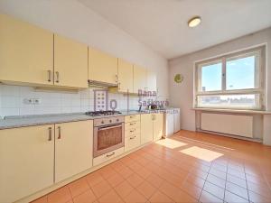 Pronájem bytu 3+1, Jindřichův Hradec, Komenského, 91 m2