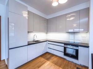 Pronájem bytu 2+kk, Praha - Jinonice, Kloudova, 59 m2