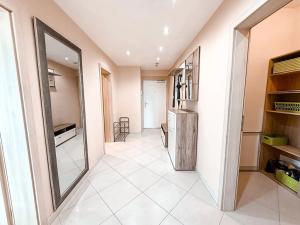 Pronájem bytu 2+kk, Praha - Žižkov, Olšanská, 66 m2