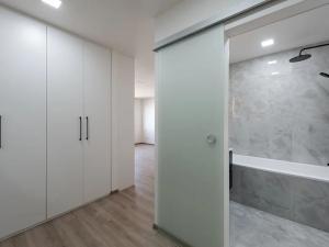 Prodej bytu 2+1, Praha - Lhotka, Zálesí, 42 m2