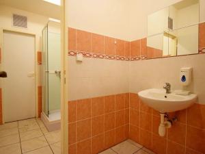 Pronájem kanceláře, Praha - Letňany, Toužimská, 24 m2
