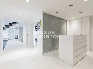 Pronájem bytu 4+kk, Praha - Dejvice, Evropská, 200 m2