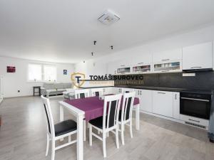Prodej rodinného domu, Zlín - Louky, K Luhám, 277 m2