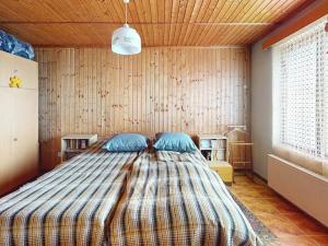 Prodej komerční nemovitosti, Babice, 2930 m2