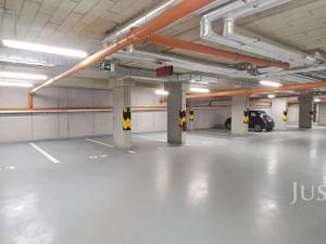 Pronájem garážového stání, Písek, Pražská, 12 m2